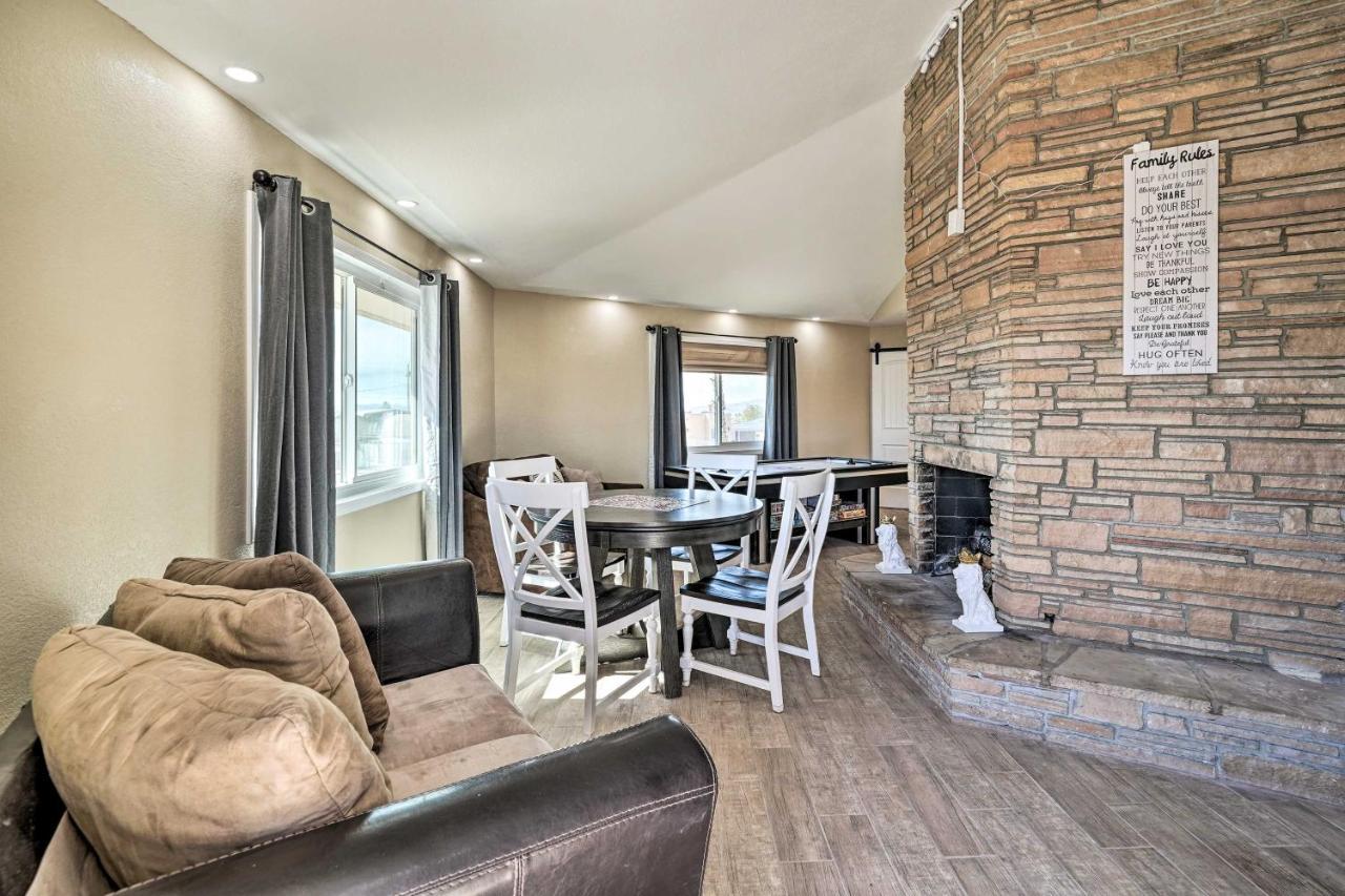 Lake Havasu Family Retreat With Patio And Game Room เลคฮาวาซูซิตี้ ภายนอก รูปภาพ